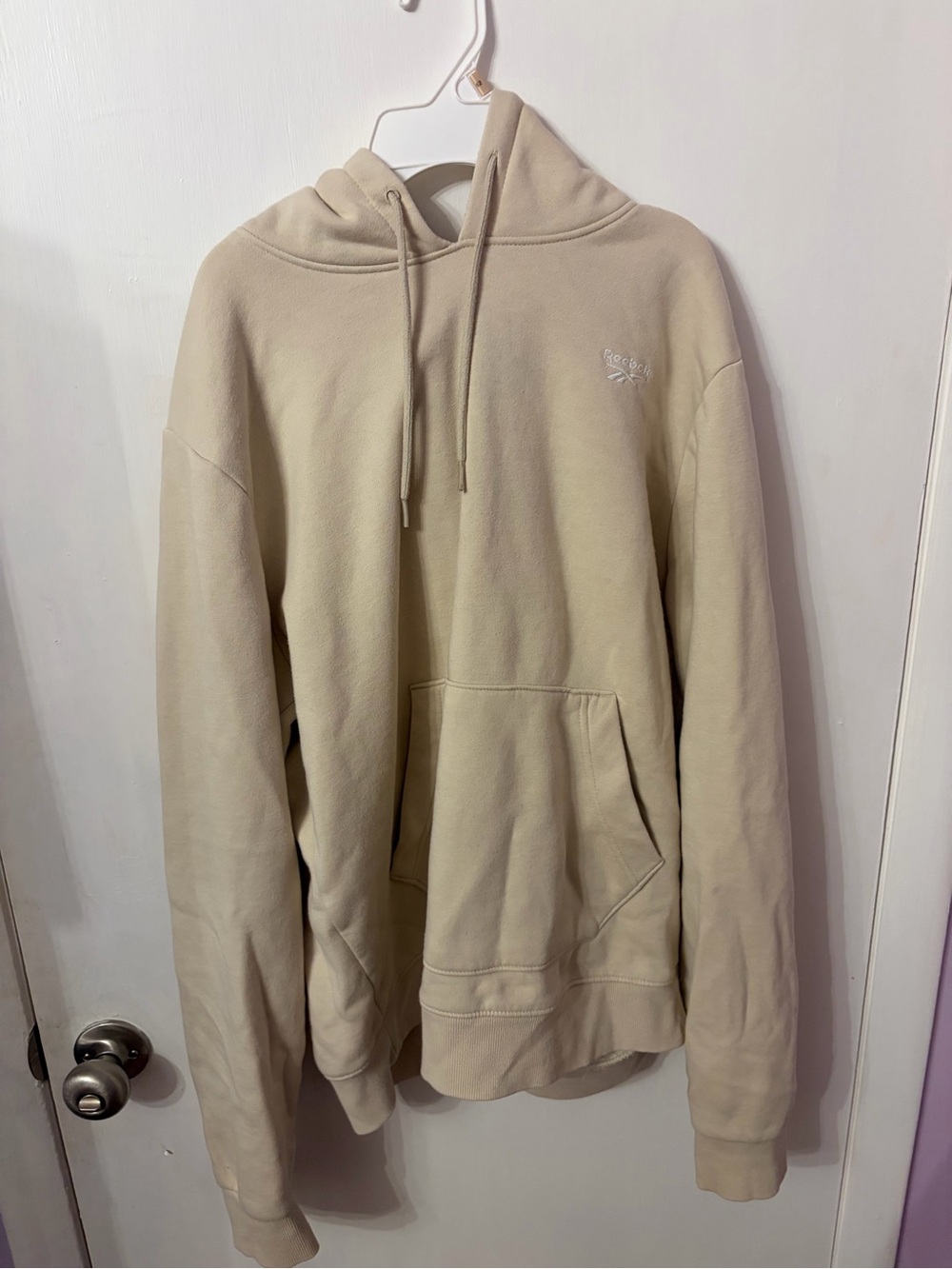 Men’s large Reebok hoodie in tan